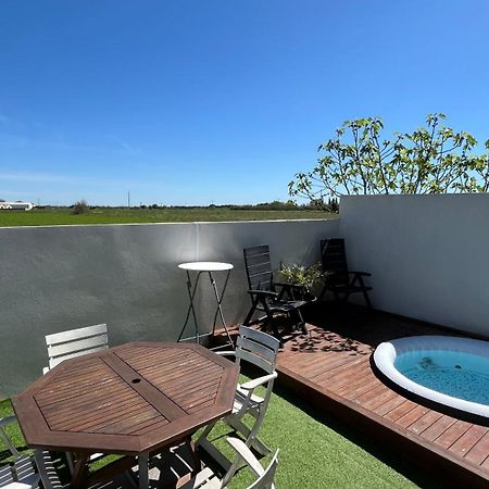 Appartement Avec Spa-Avril A Sept-Camargue 4 Personnes Saint-Laurent-dʼAigouze Εξωτερικό φωτογραφία